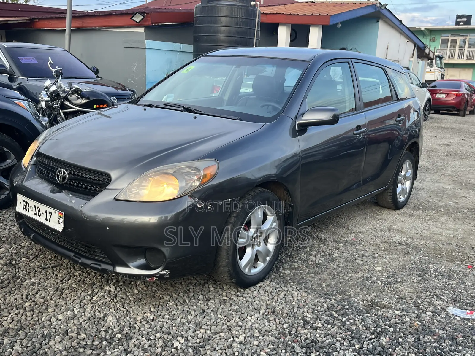 Toyota Matrix Hatchback FWD (1.8L 4cyl 5M) 2008 Gray