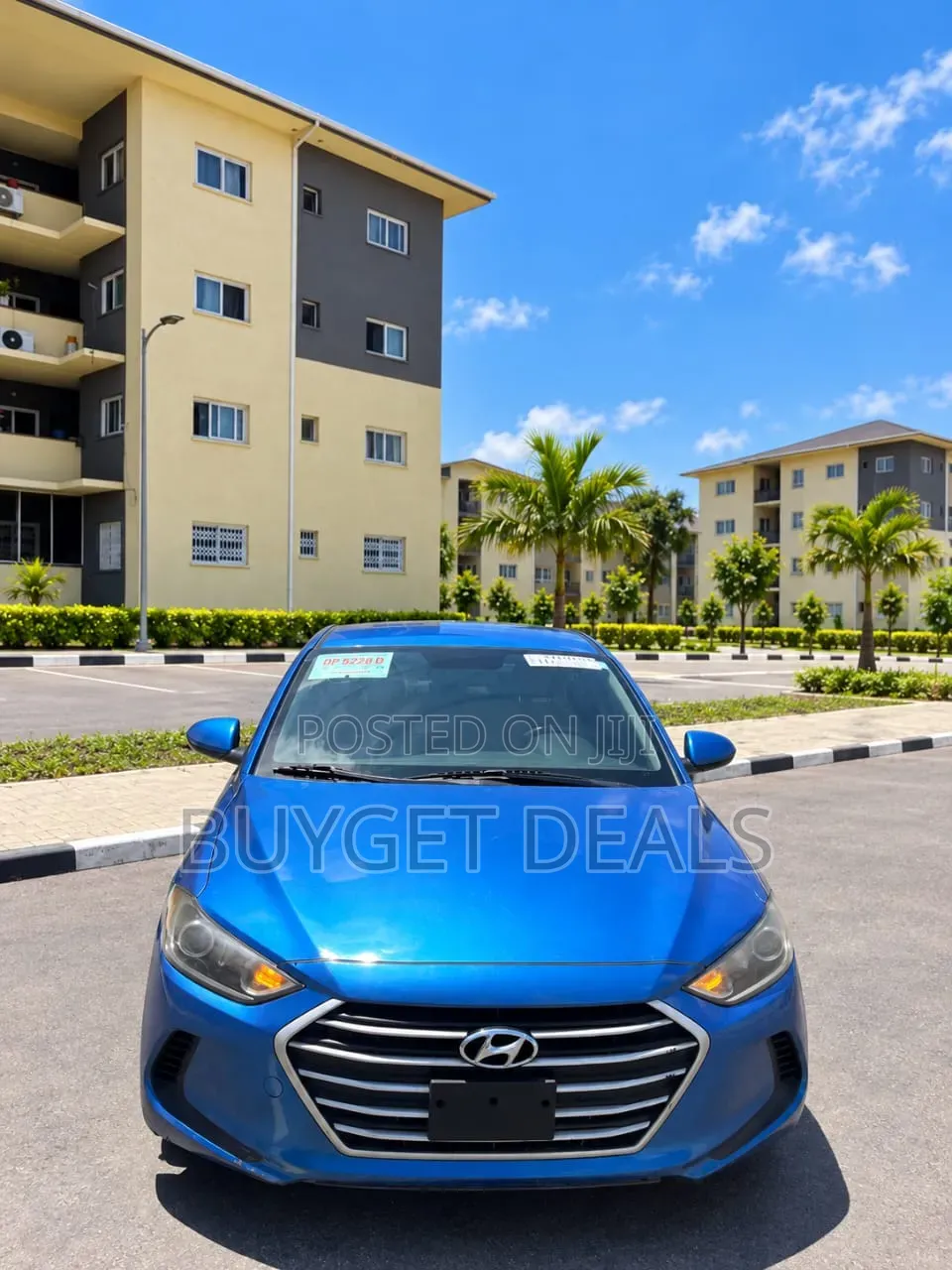 Hyundai Elantra SE Sedan FWD (2.0L 4cyl 6M) 2017 Blue