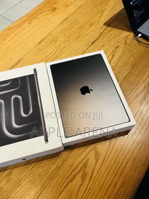 Laptop Apple MacBook Pro 2024 M4 Pro 16GB Apple M4 Pro SSD 512GB