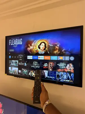 32inches Full Digital Satellite 4k GRUNDIC FIRE TV