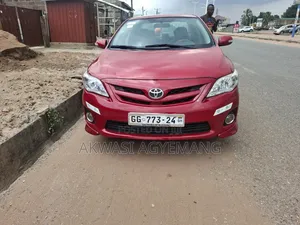 Toyota Corolla S 4dr Sedan (1.8L 4cyl 4A) 2011 Red