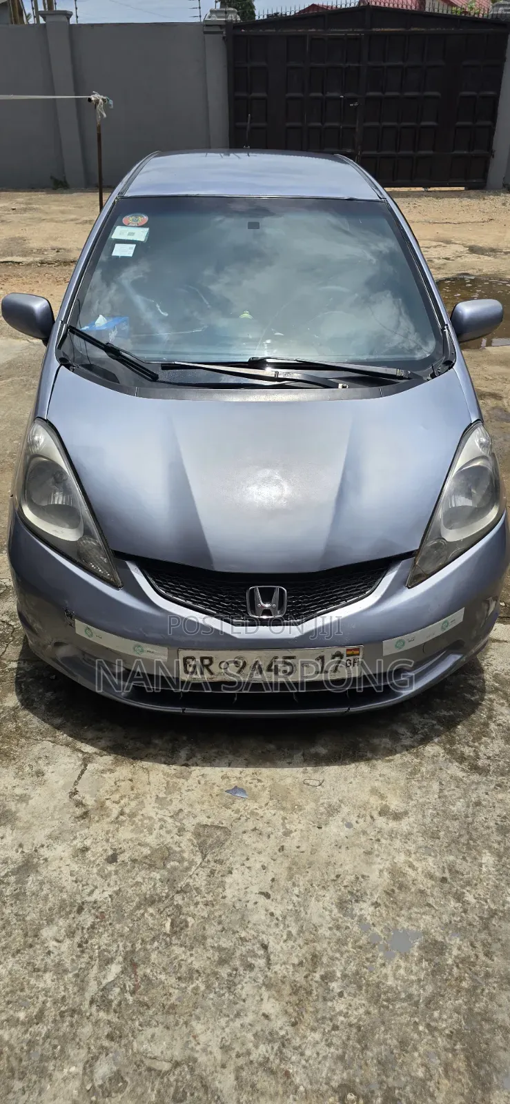 Honda Fit 2012 Gray