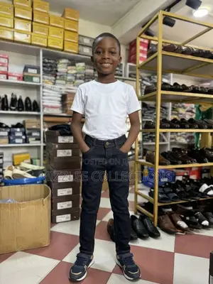 Quality Blueblack Jeans Trousers for Boys in 20-28