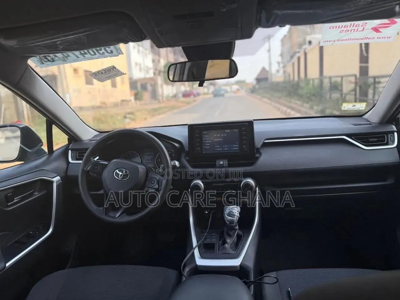 Toyota RAV4 LE AWD 2019 Gray