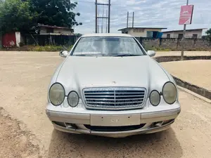 Mercedes-Benz CLK 2000 Silver