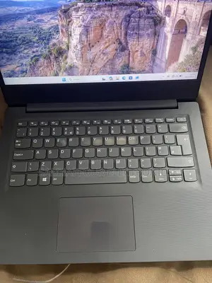 Laptop Lenovo Ideapad V14 IGL 8GB Intel Core i5 SSD 128GB