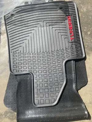 Tundra Original Floor Man