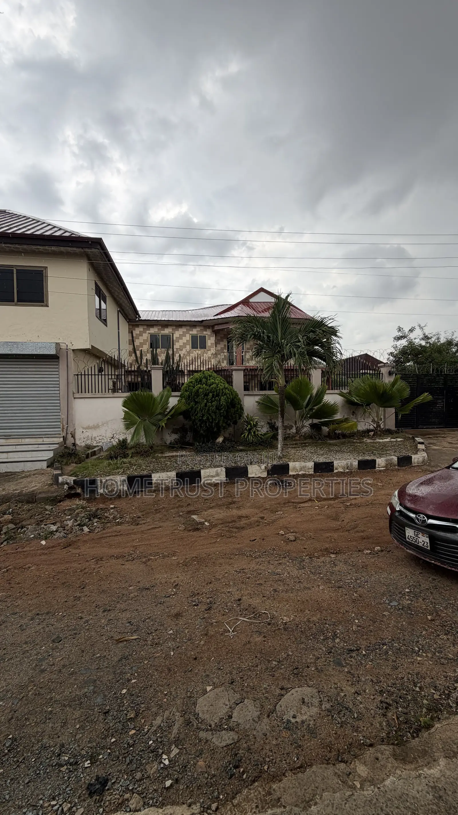7bdrm Duplex in Ablekuma Ga Odumase for sale