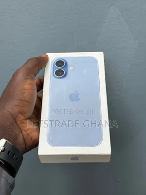 New Apple iPhone 17 256 GB Green