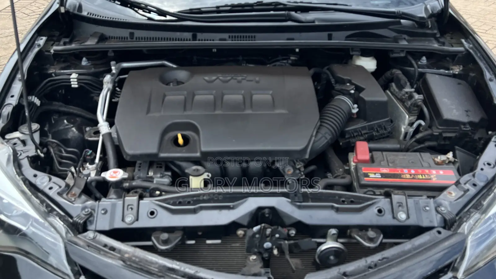 Toyota Corolla SE (1.8L 4cyl 6M) 2019 Matt Black