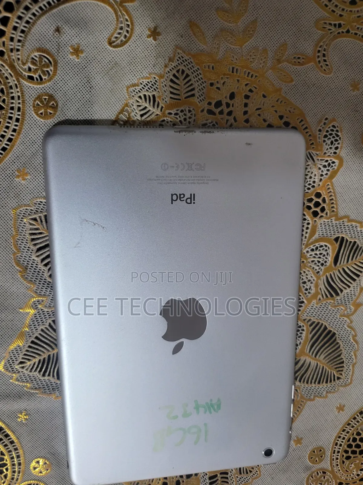 Apple iPad Air (2022) 64 GB Gray