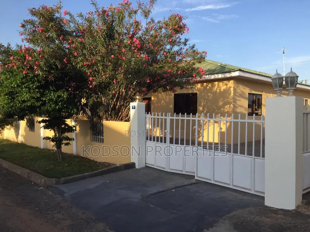 3 Bedroom House at Devtraco Estate Comm25 for Sale