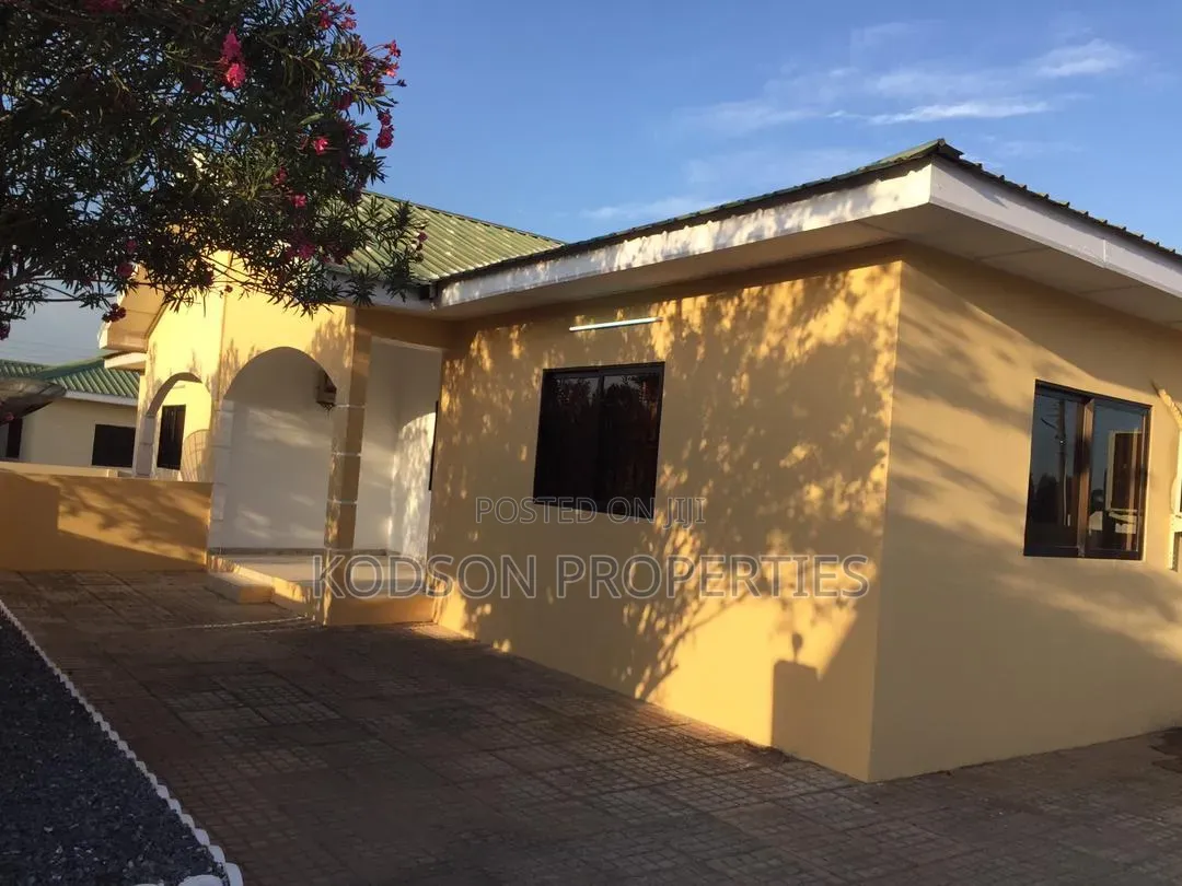 3 Bedroom House at Devtraco Estate Comm25 for Sale