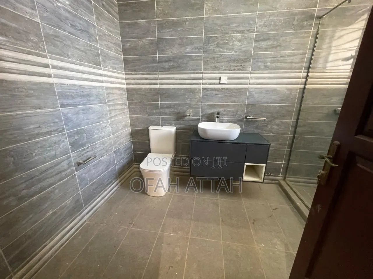 4bdrm Duplex in Ahodwo Daaban, Kumasi Metropolitan for sale