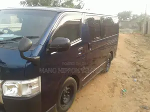 Toyota Regius 1998 Black