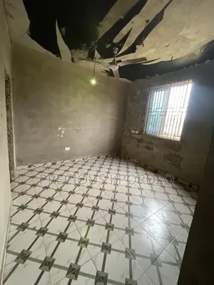 1bdrm Room & Parlour in Adenta New Legon for rent