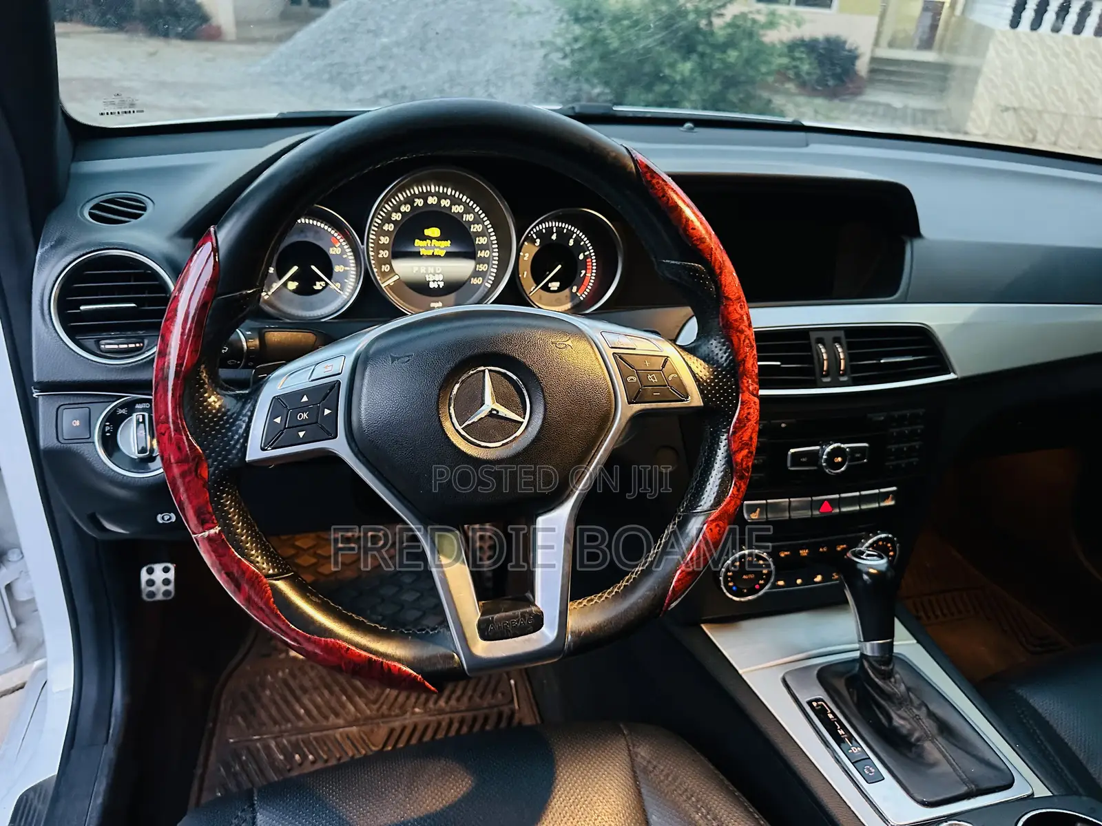 Mercedes-Benz C250 2014 White