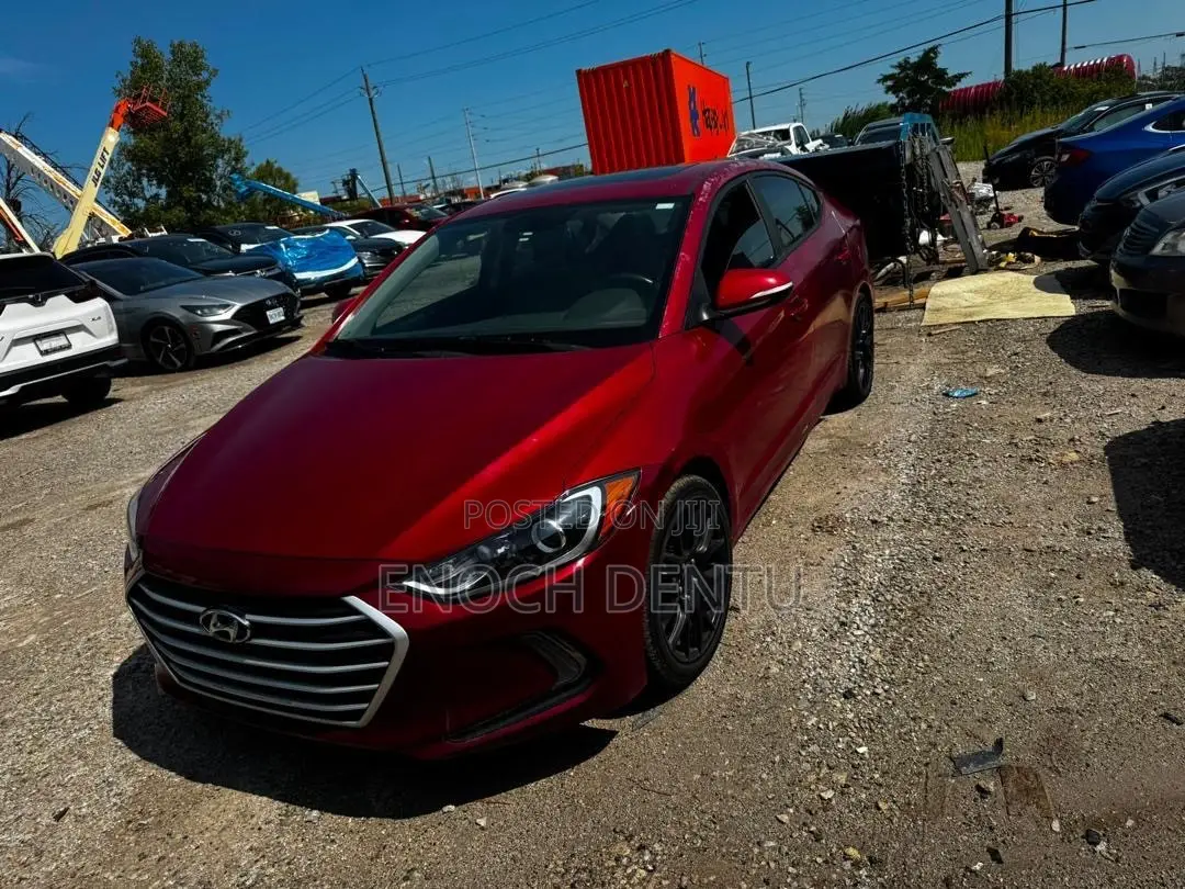 Hyundai Elantra 2017 Red