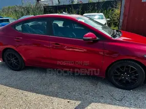 Hyundai Elantra 2017 Red