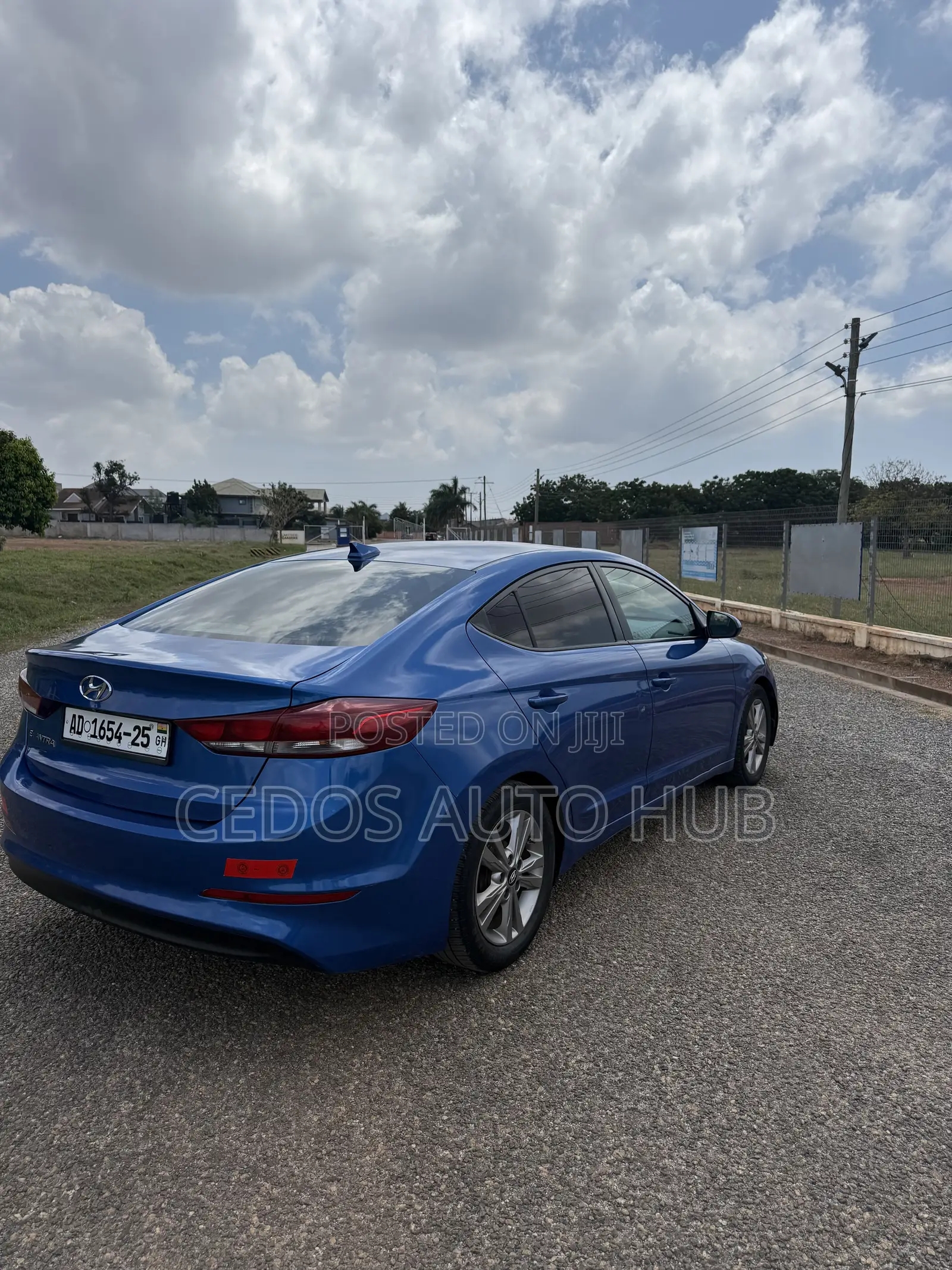 Hyundai Elantra SE Sedan FWD (2.0L 4cyl 6M) 2017 Blue