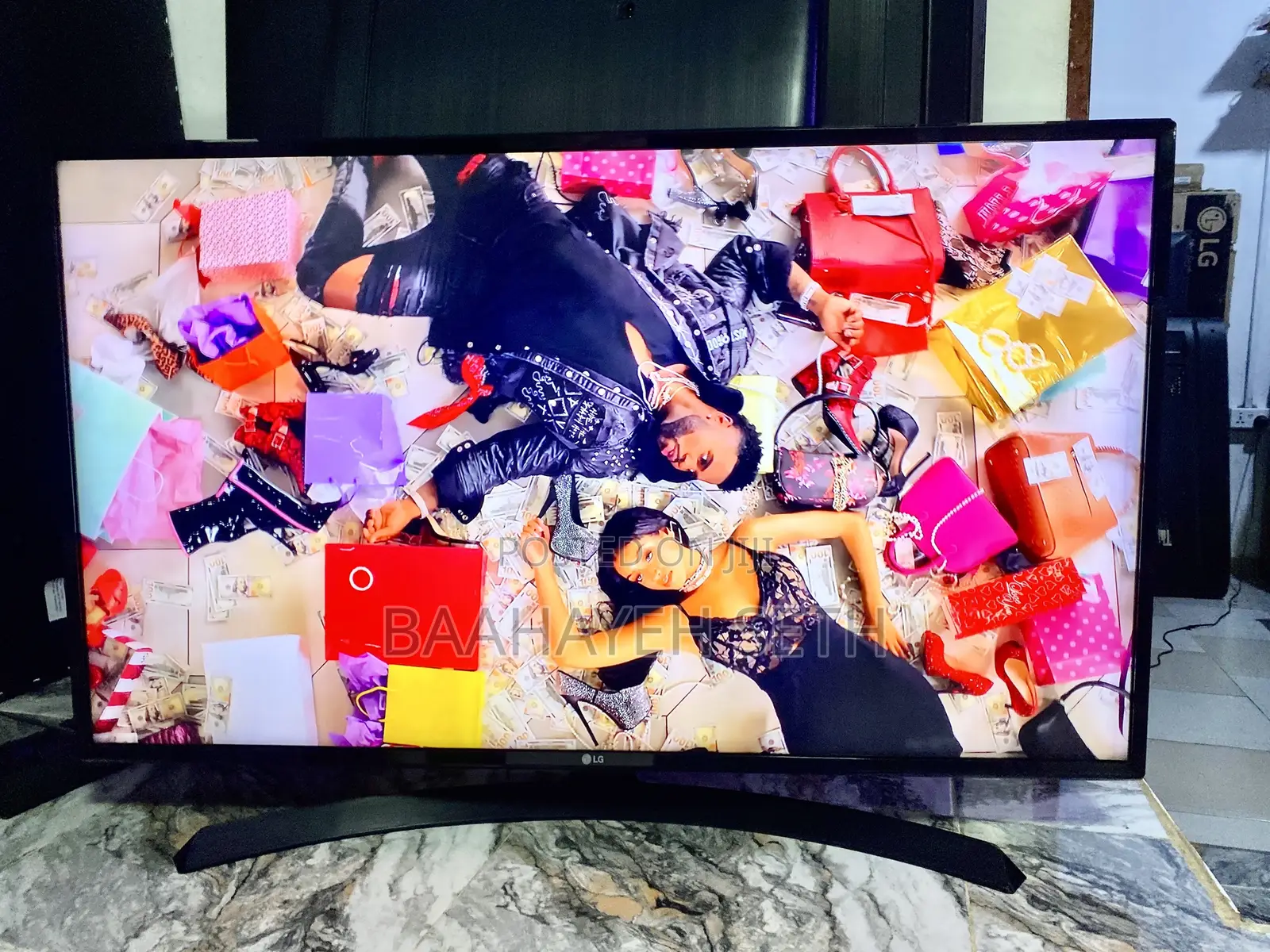 LG 43inches Smart 4k TV