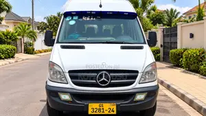 Mercedes-Benz Sprinter 2011 White