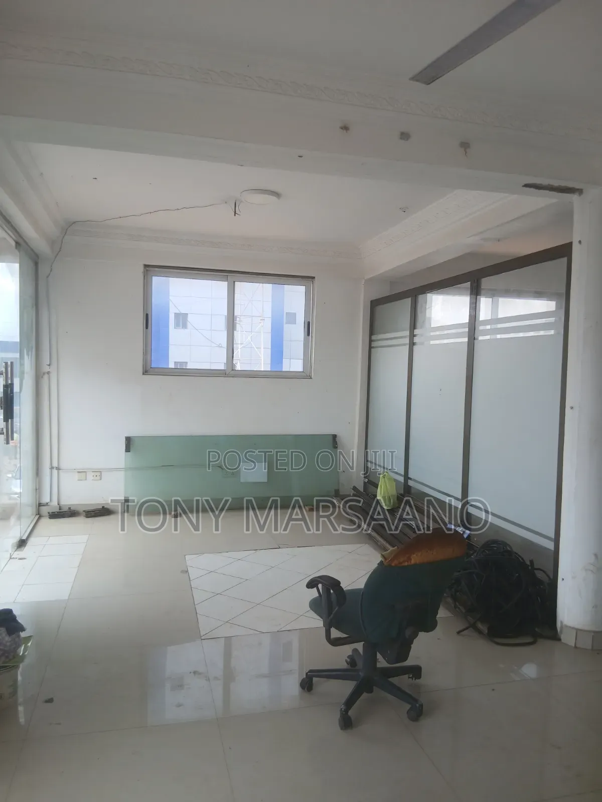 Double Shop for Rent at Westlegon
