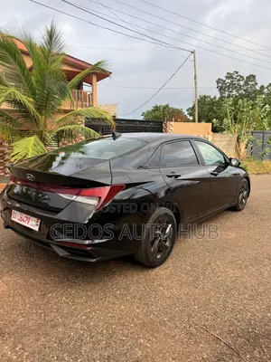 Hyundai Elantra SE 2021 Black