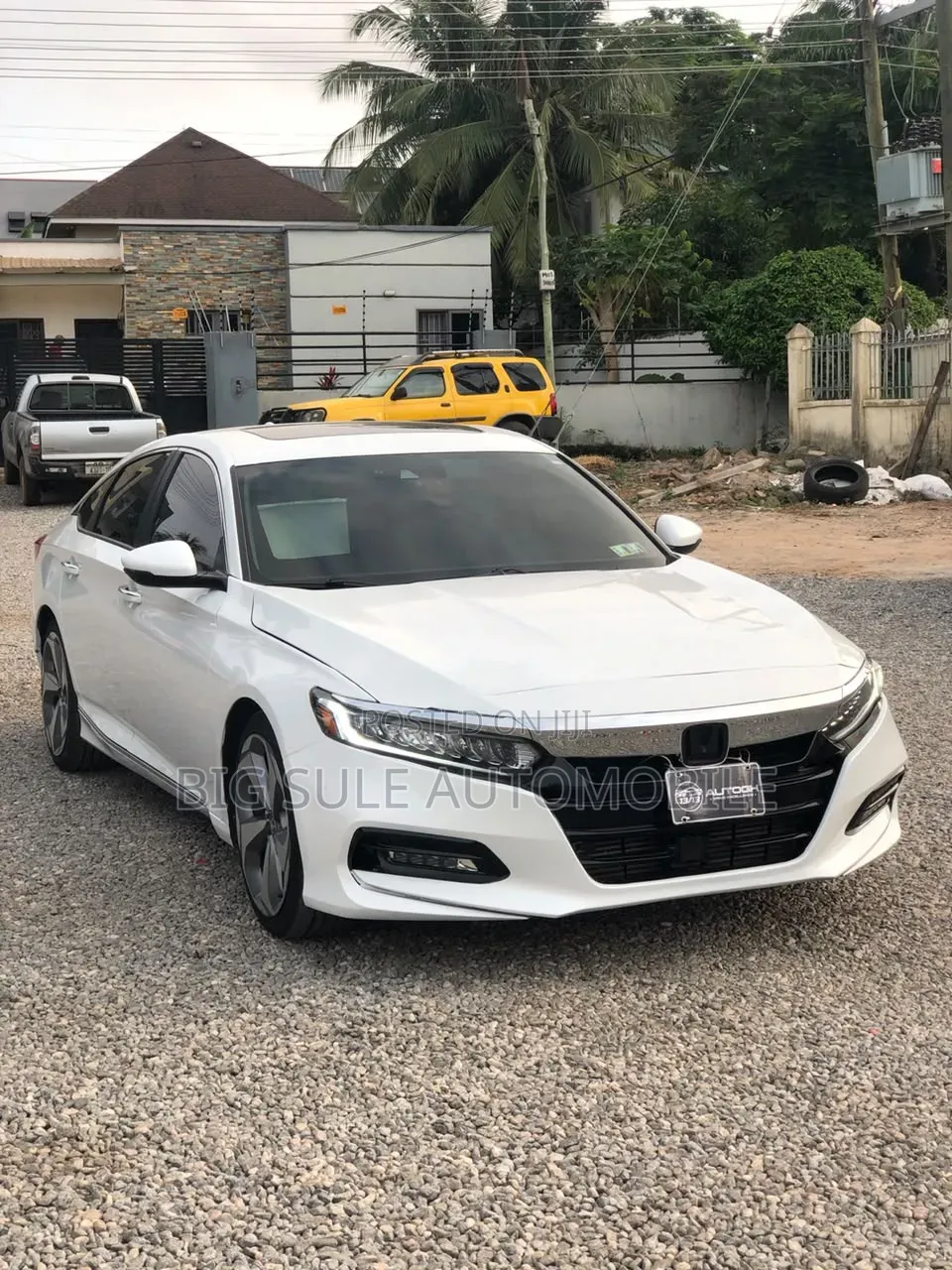 Honda Accord Touring 2018 White