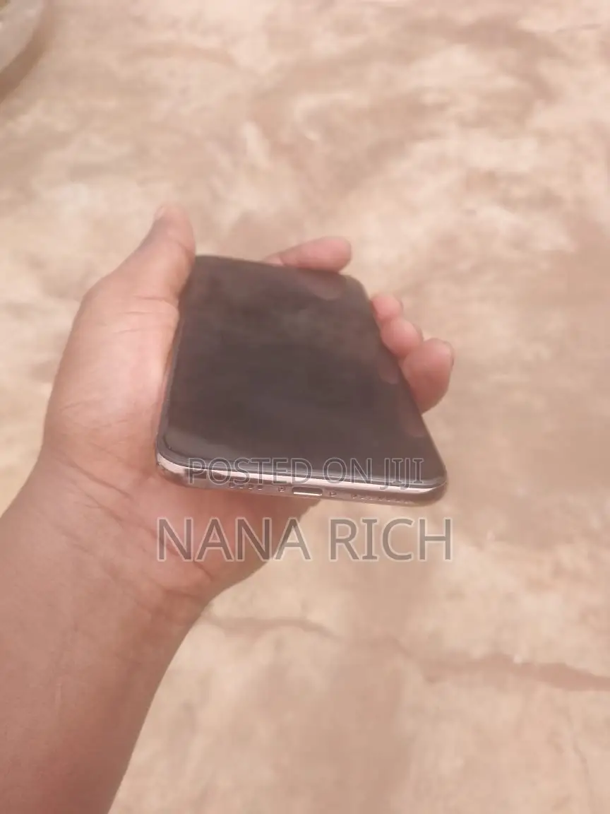 Apple iPhone 11 Pro Max 256 GB Gold
