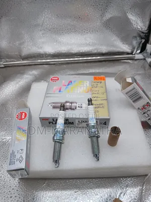 NGK Honda and Acura Spark Plugs Ilzkr7b