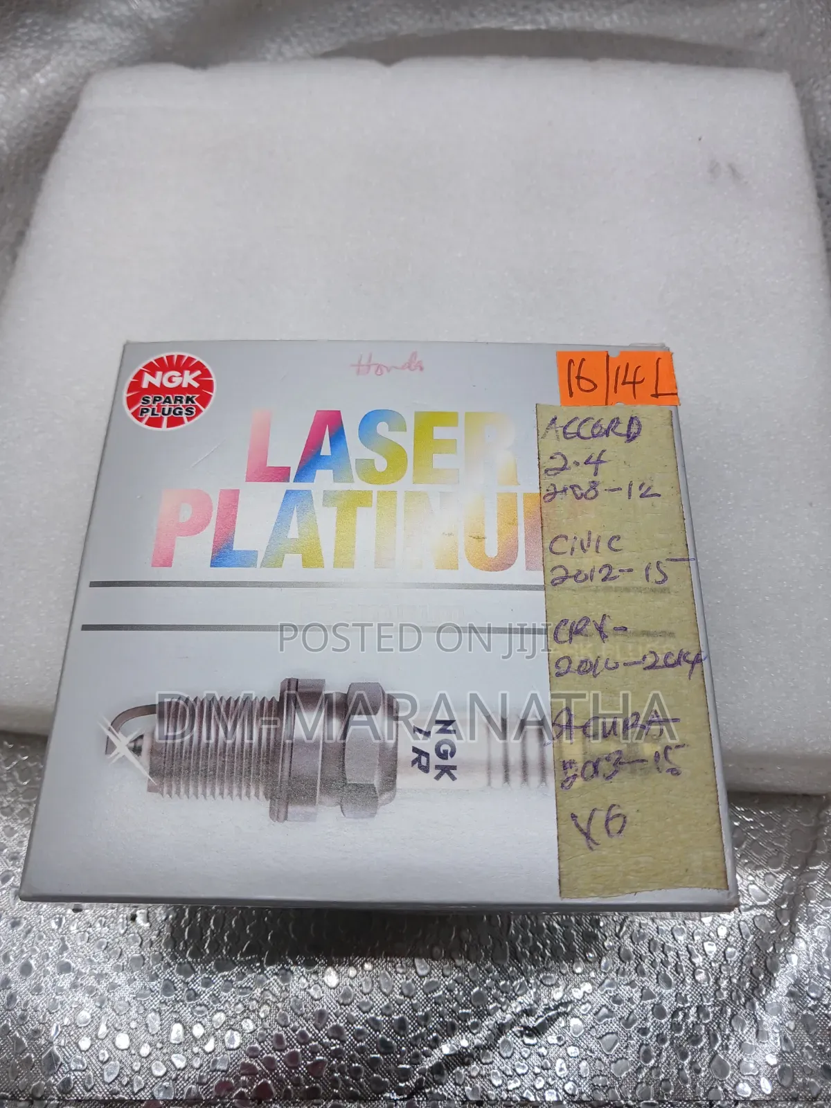 NGK Honda and Acura Spark Plugs Ilzkr7b