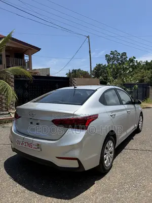 Hyundai Accent 2019 Silver