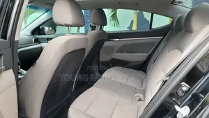 Hyundai Elantra Limited w/SULEV 2020 Black