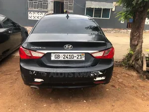 Hyundai Sonata 2012 Black