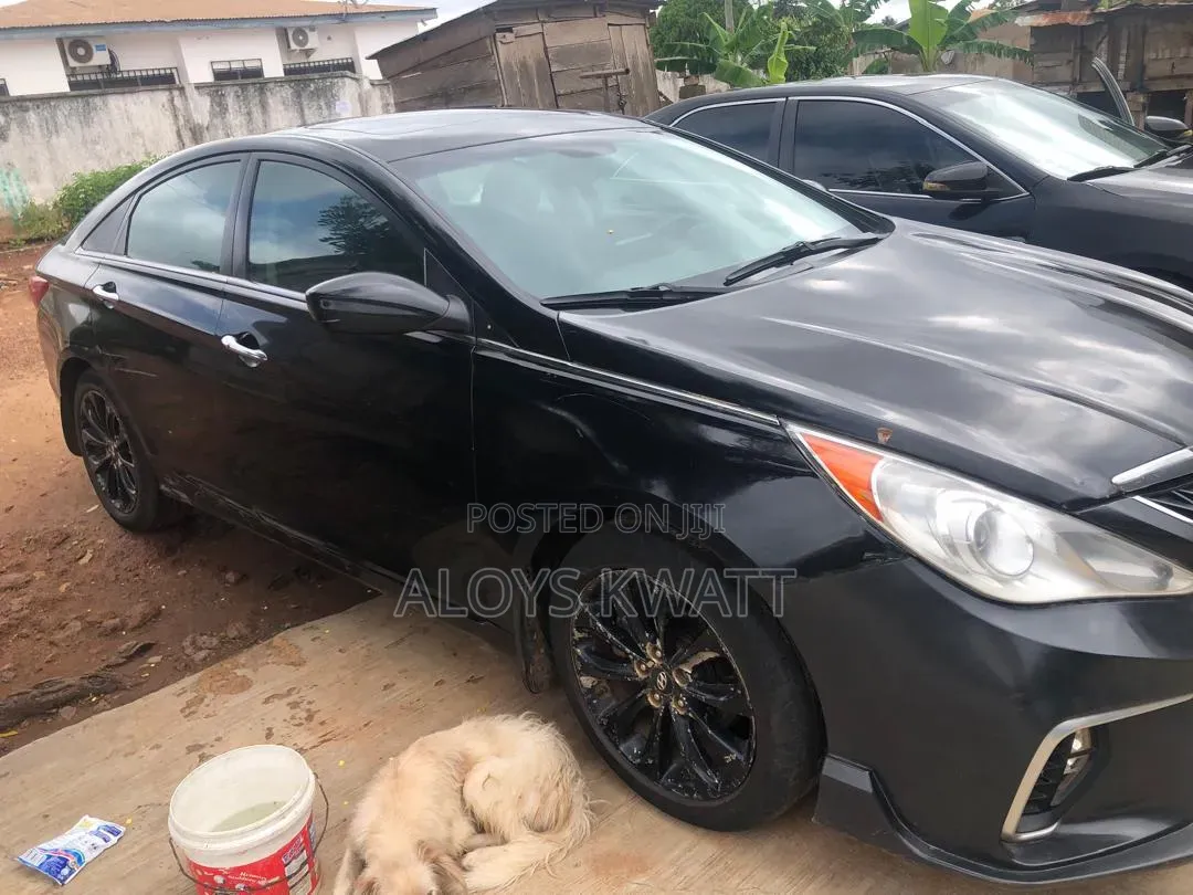 Hyundai Sonata 2012 Black