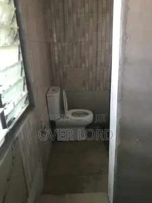 1bdrm Room & Parlour in Zongo Junction for rent