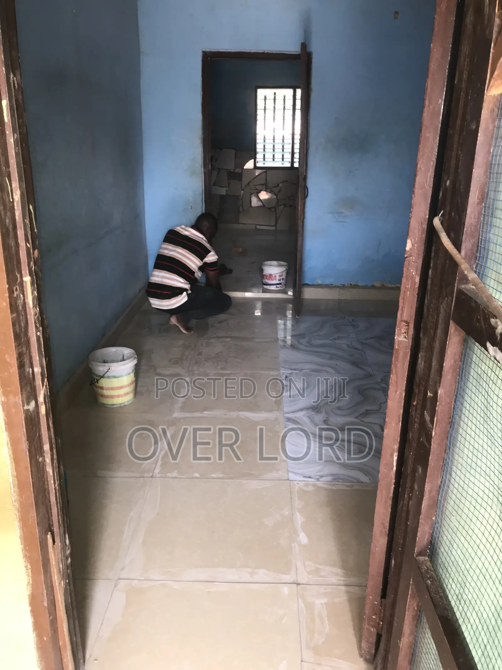 1bdrm Room & Parlour in Zongo Junction for rent