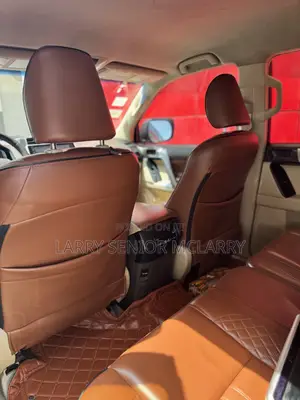 Toyota Land Cruiser Prado 2.7 2018 Silver