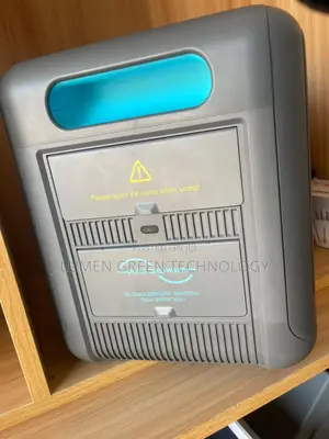 2400w Portable Power Station - Lumen Green
