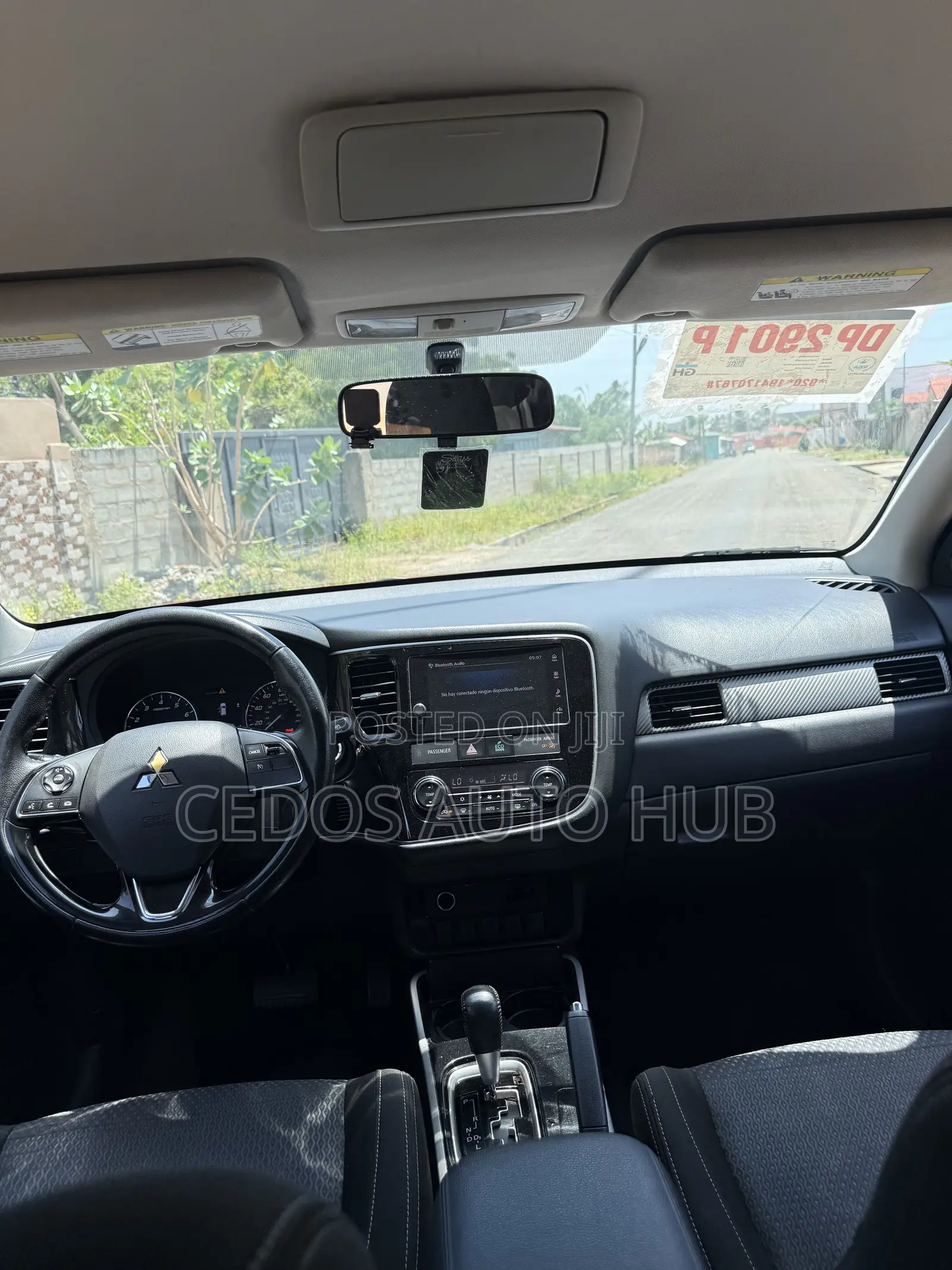 Mitsubishi Outlander 2018 Red