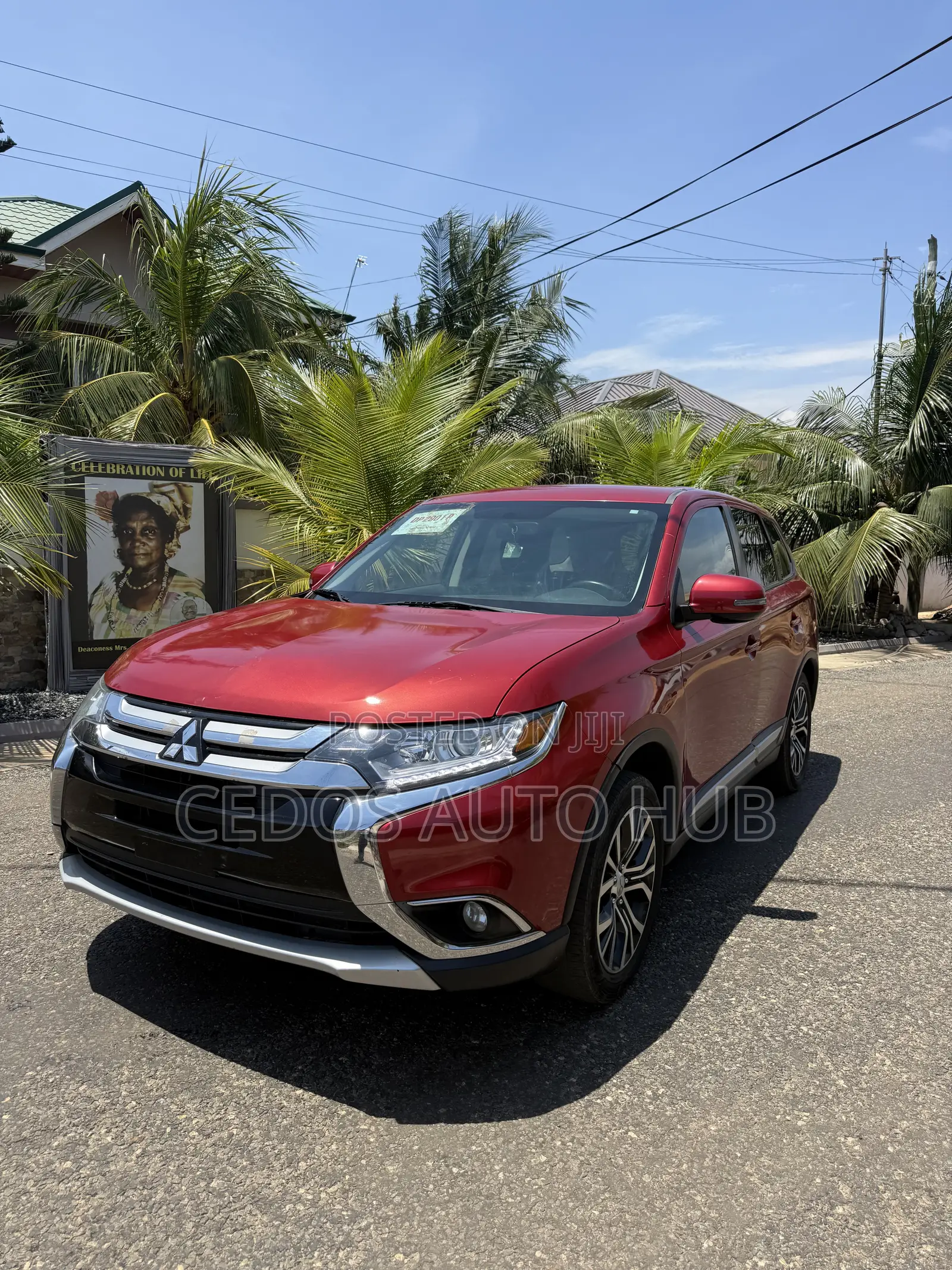 Mitsubishi Outlander 2018 Red