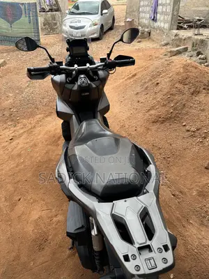 Honda 2024 Gray
