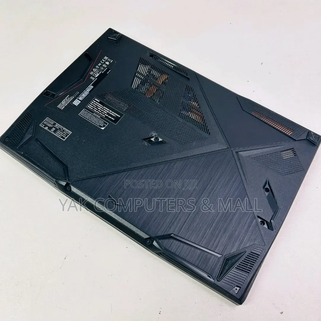 Laptop MSI GF63 16GB AMD Ryzen 5 SSD 512GB