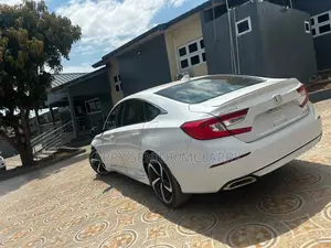 Honda Accord Sport (1.5L 4cyl Turbo CVT) 2019 White
