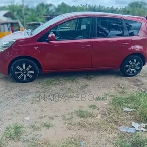 Nissan Note 1.6 Petrol 2013 Red