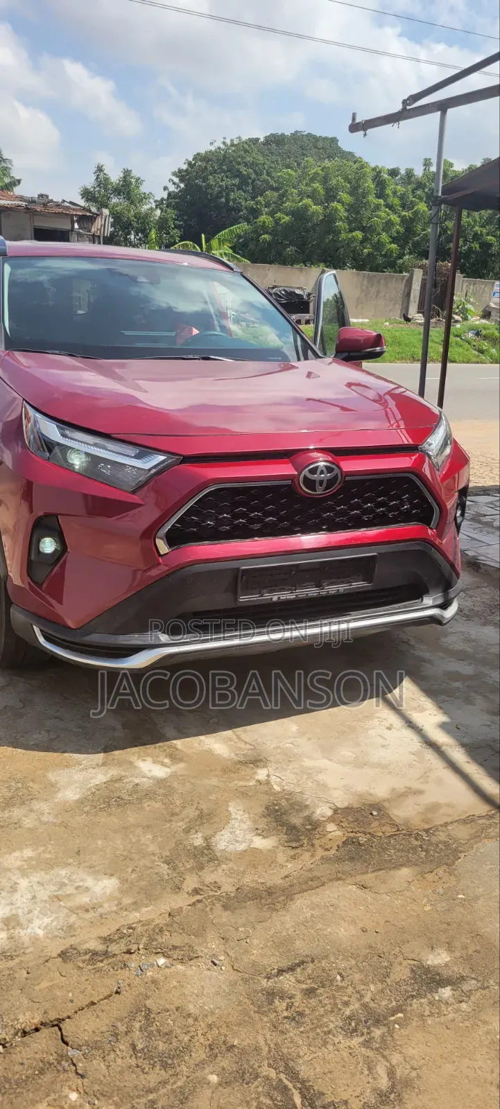 Toyota RAV4 2023 Red