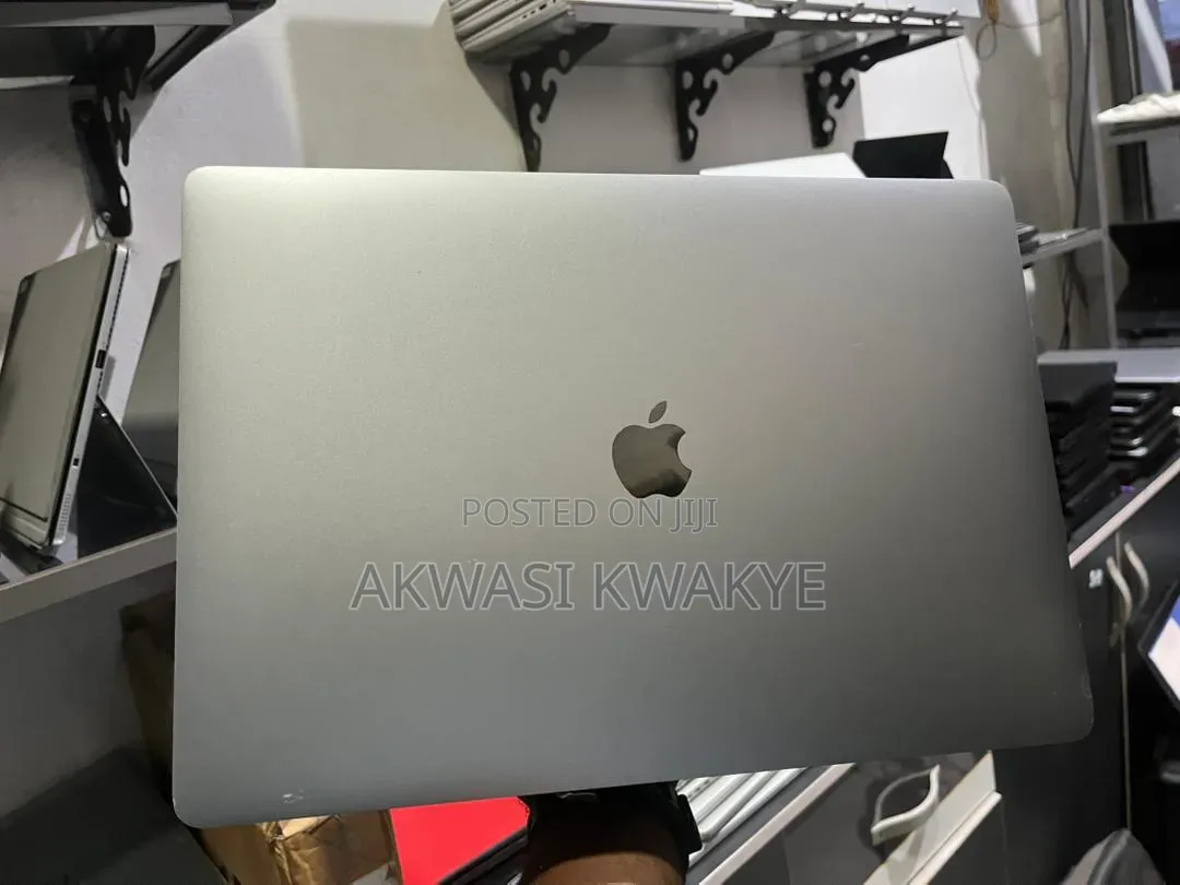 Laptop Apple MacBook Pro 2019 32GB Intel Core i9 SSD 512GB