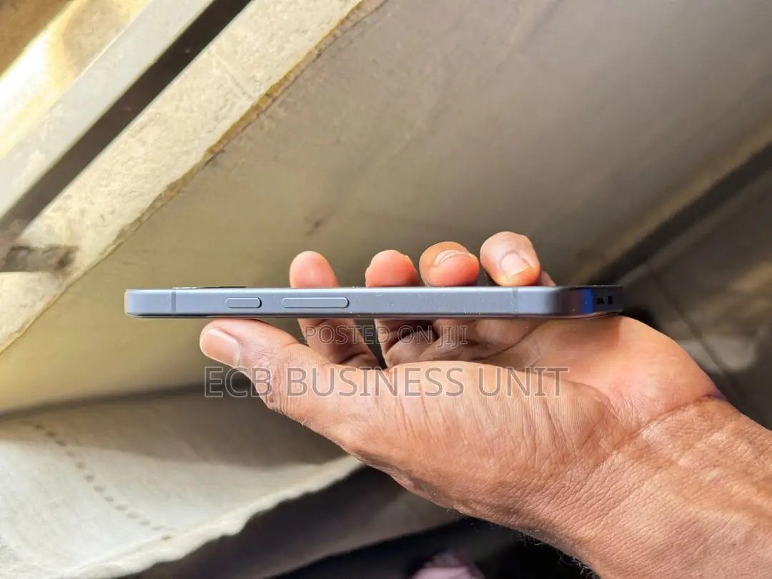 Google Pixel 9a 128 GB Graphite
