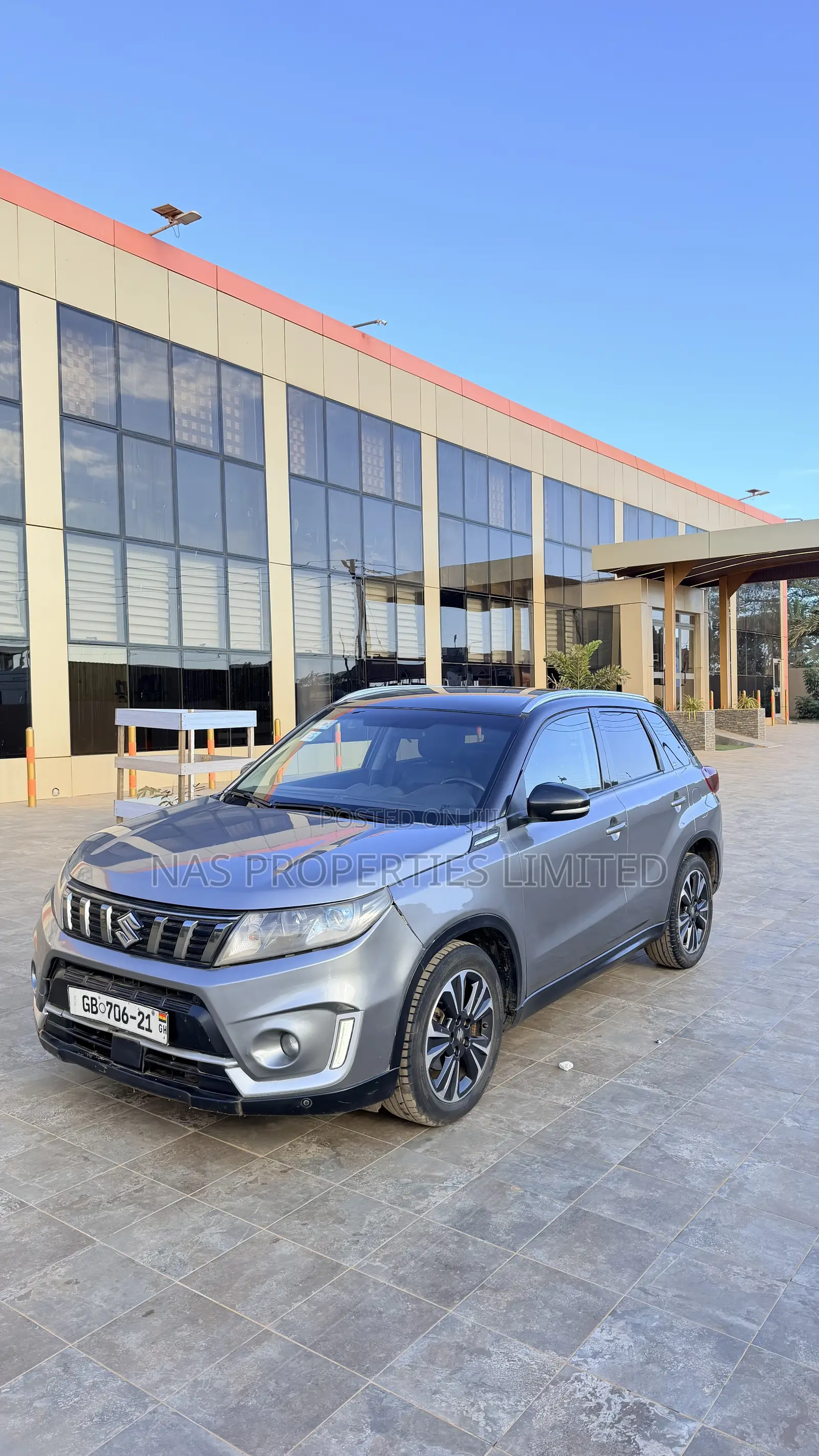 Suzuki Vitara 2021 Silver